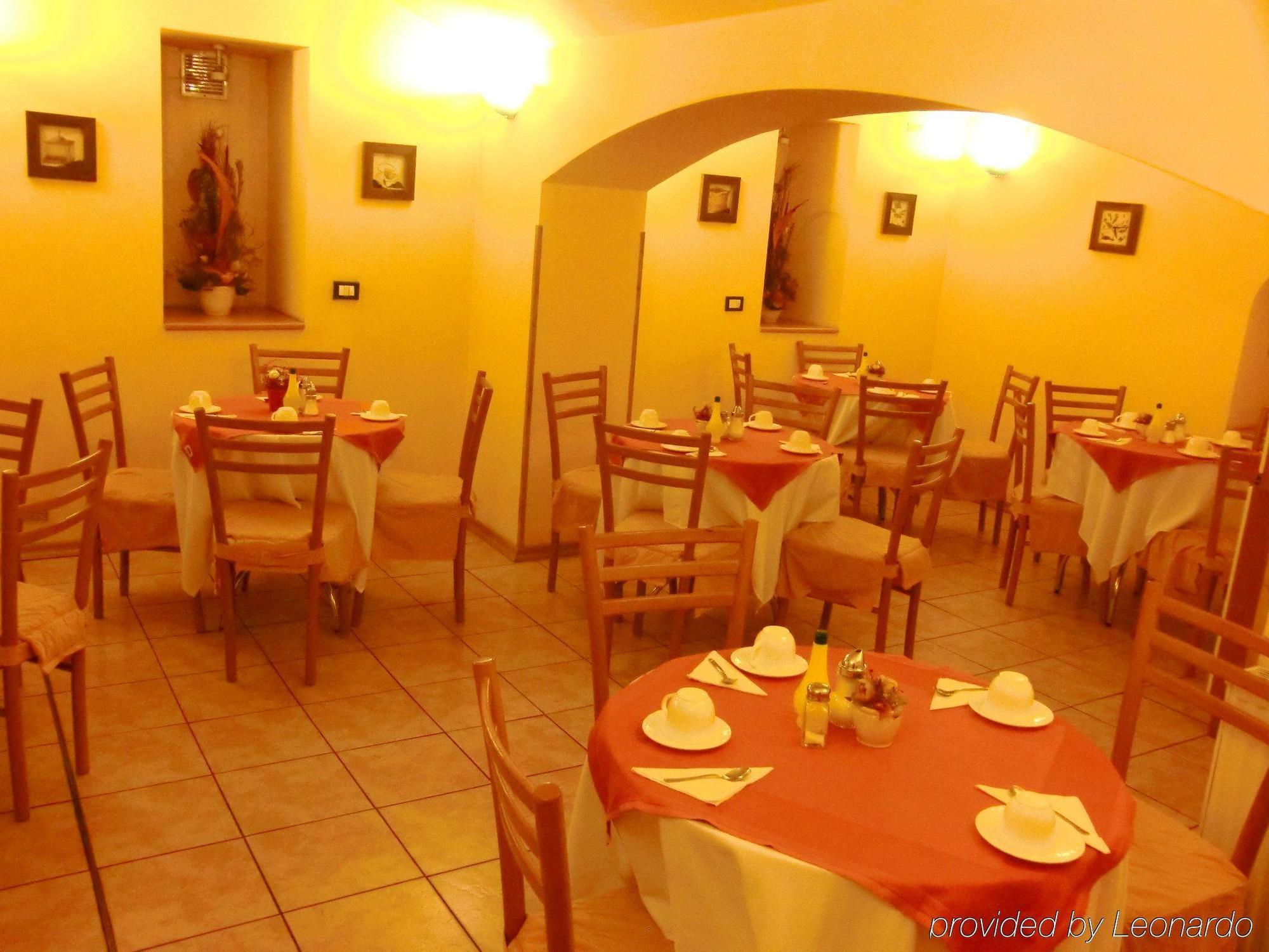 Central Hotel Tiepolo Prague Ngoại thất bức ảnh