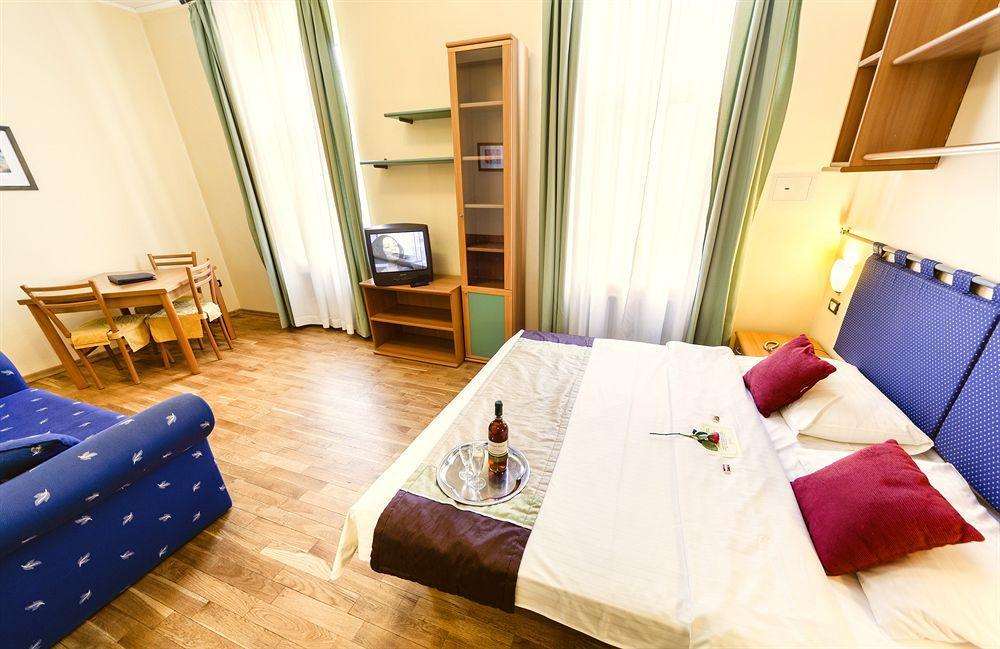 Central Hotel Tiepolo Prague Ngoại thất bức ảnh