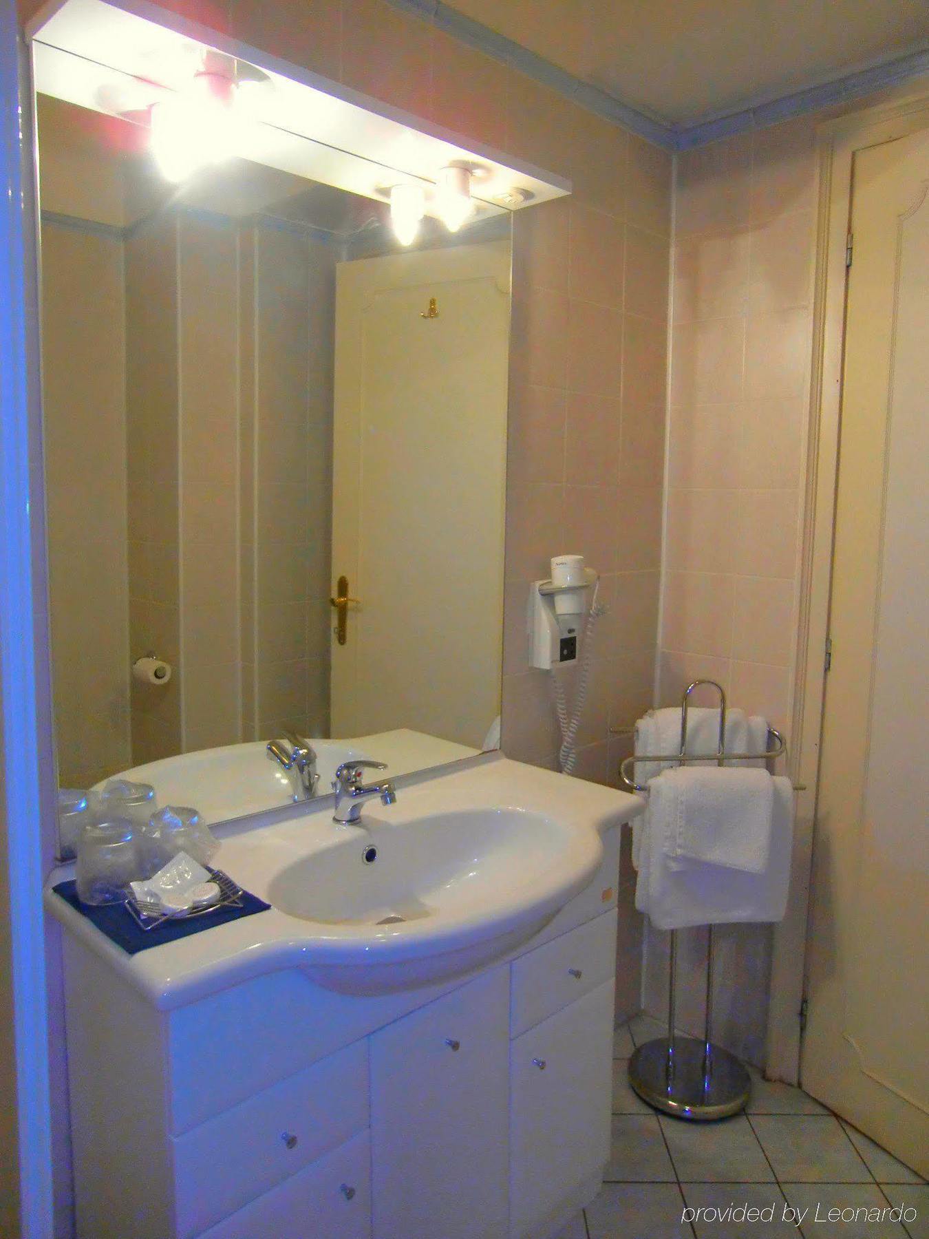 Central Hotel Tiepolo Prague Phòng bức ảnh